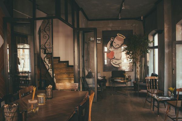 Fast casual restaurant with contemporary design